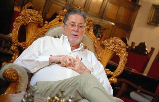 Cornel Dinu a fost operat joi la Spitalul Elias din București