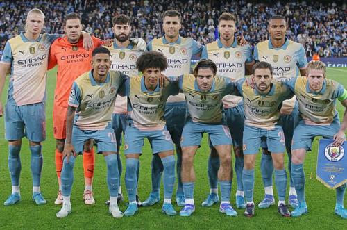 Manuel Akanji, fundașul central de la Manchester City, a fost bulversat de echipamentul special purtat de echipa engleză la meciul cu Inter, scor 0-0 în prima etapă din Liga Campionilor/ foto Imago Images
