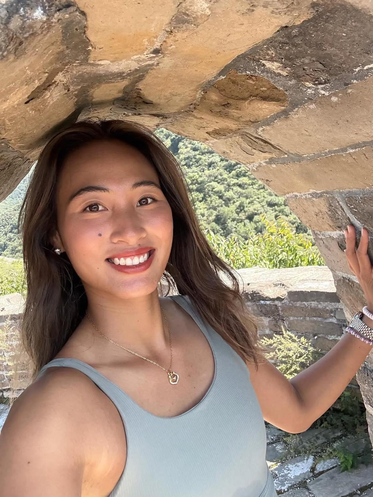 Qinwen Zheng, imagini de la Marele Zid Chinezesc