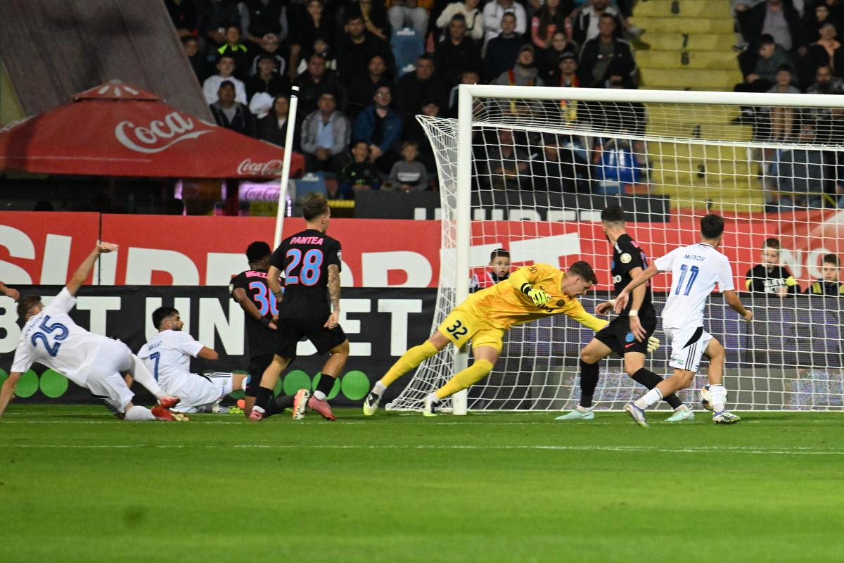 FC Botosani - FCSB #etapa10