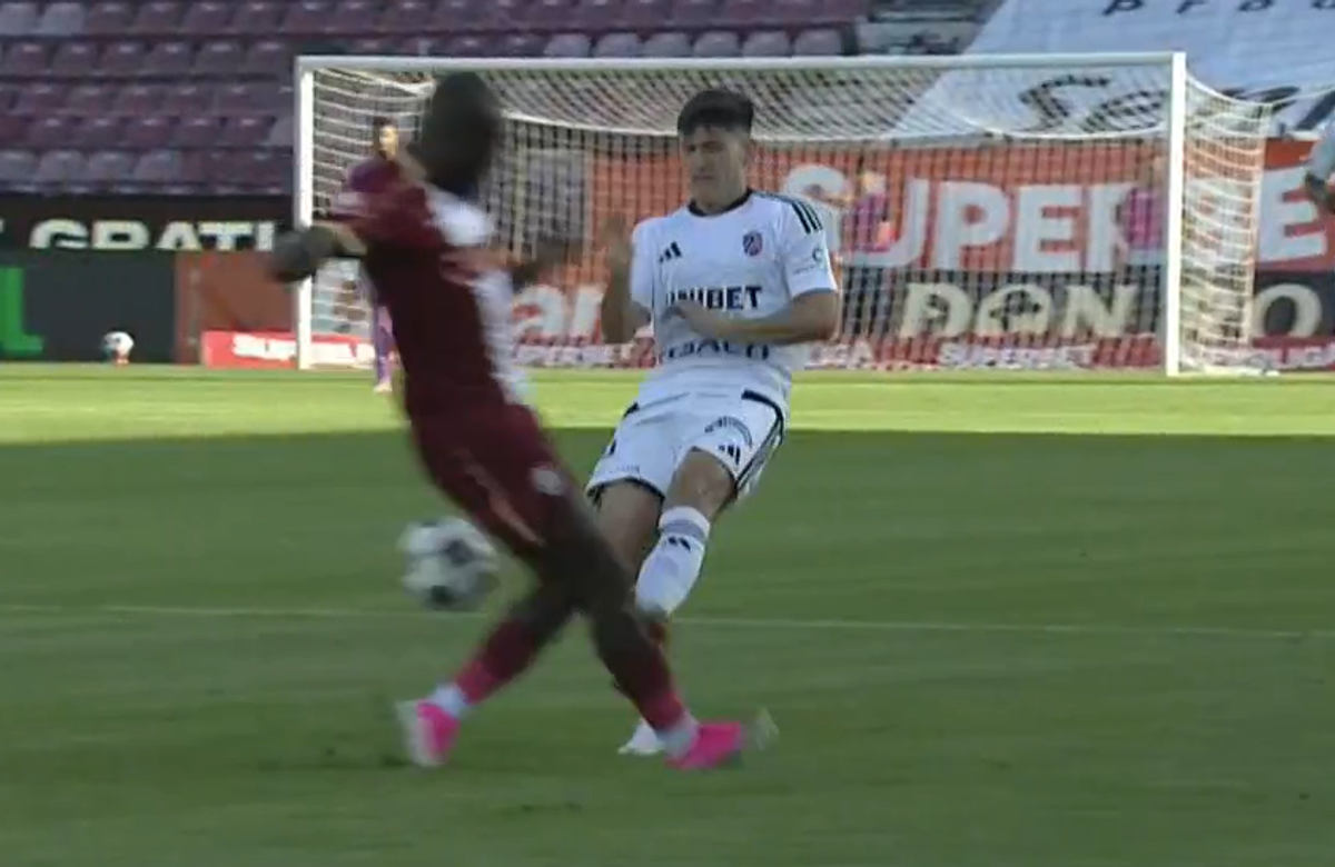 Răzvan Creț, eliminat în CFR Cluj - FC Botoșani
