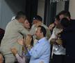 Toți cei din jur privesc în aceeași direcție: spre familia Șucu FOTO: Ionuț Iordache (GSP)