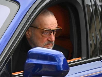 „Baciu trebuie să plece, săracul” » Gigi Becali numește noul antrenor fără să mai țină cont de galerie: „Mâine l-aș pune! E vorba de averea mea”