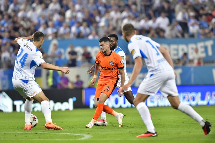 în Universitatea Craiova - FCSB / Foto: Cristi Preda GSP