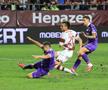Faza golului: șutul din interiorul careului, în ciuda opoziției fundaşilor de la FC Argeş FOTO: Ionuț Iordache (GSP)