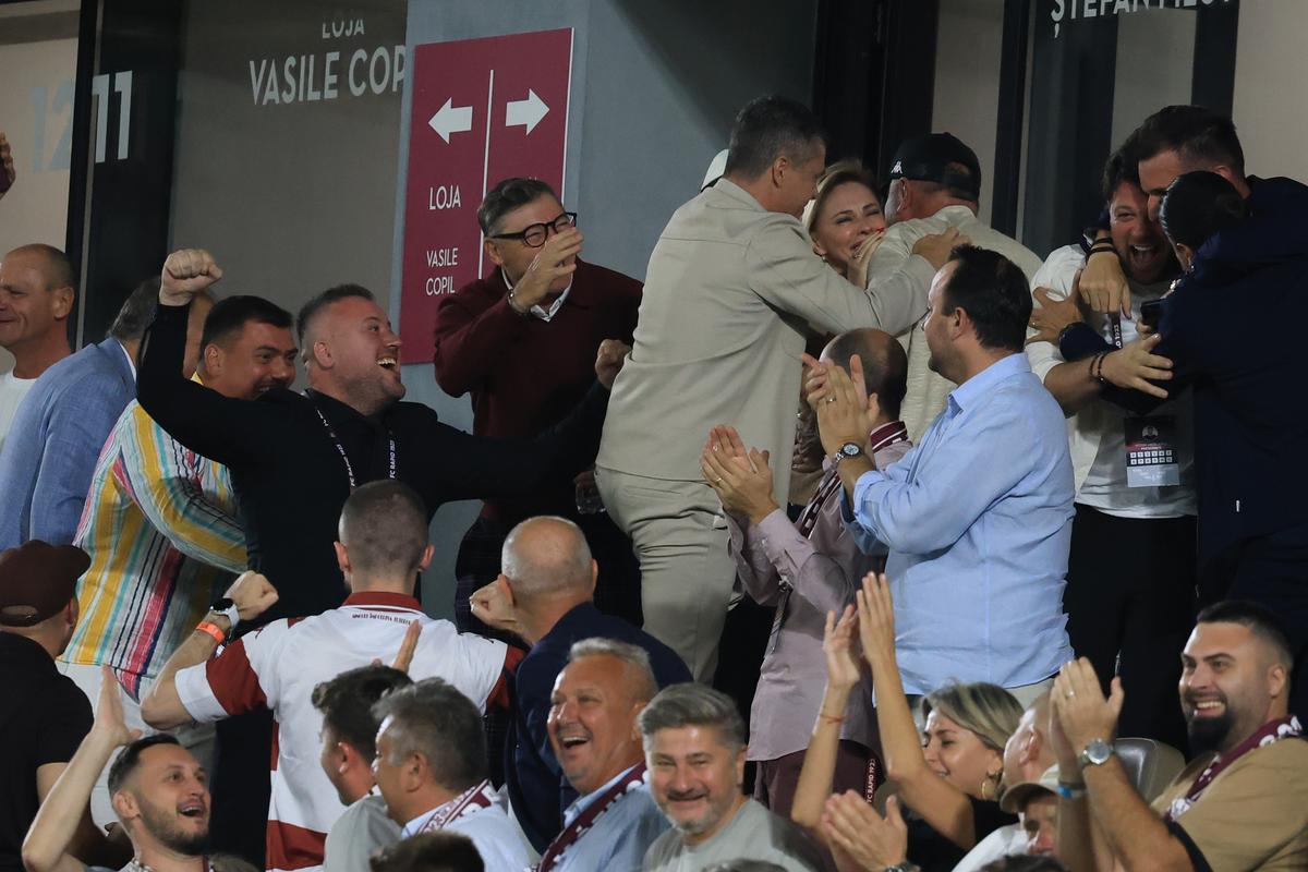 Primul om care l-a sunat pe Dan Șucu, după Rapid - FC Argeș » Patronul i-a răspuns din tribună