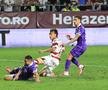 Faza golului: șutul din interiorul careului, în ciuda opoziției fundaşilor de la FC Argeş FOTO: Ionuț Iordache (GSP)