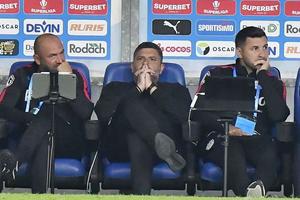 „Mulțumim, Marius Baciu!” » Campioana Craiova a desființat-o pe FCSB, 5-0! Roș-albaștrii au jucat de parcă au vrut să scape de antrenor