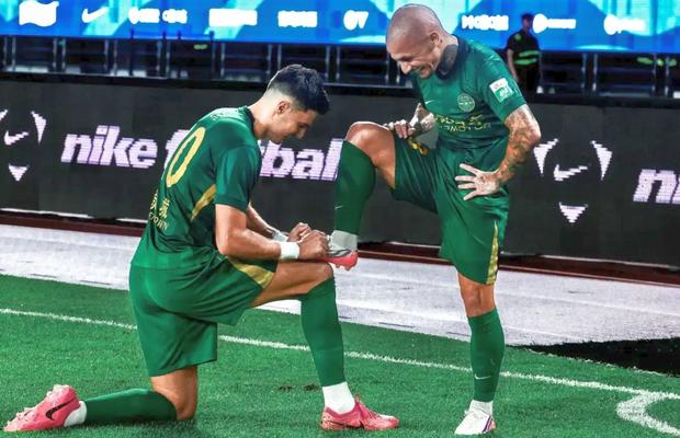 Alexandru Mitriță a intrat în istoria campionatului din China