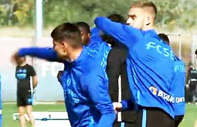 VIDEO Ce-a fost asta? Bogdan Planic și Iulian Cristea s-au „împuns” la ultimul antrenament al FCSB-ului » Cine a aplanat conflictul