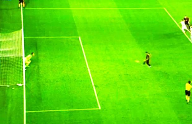 Bogdan Stancu a încercat o „scăriță” din penalty, în fața lui Pantilimon! Ce s-a întâmplat