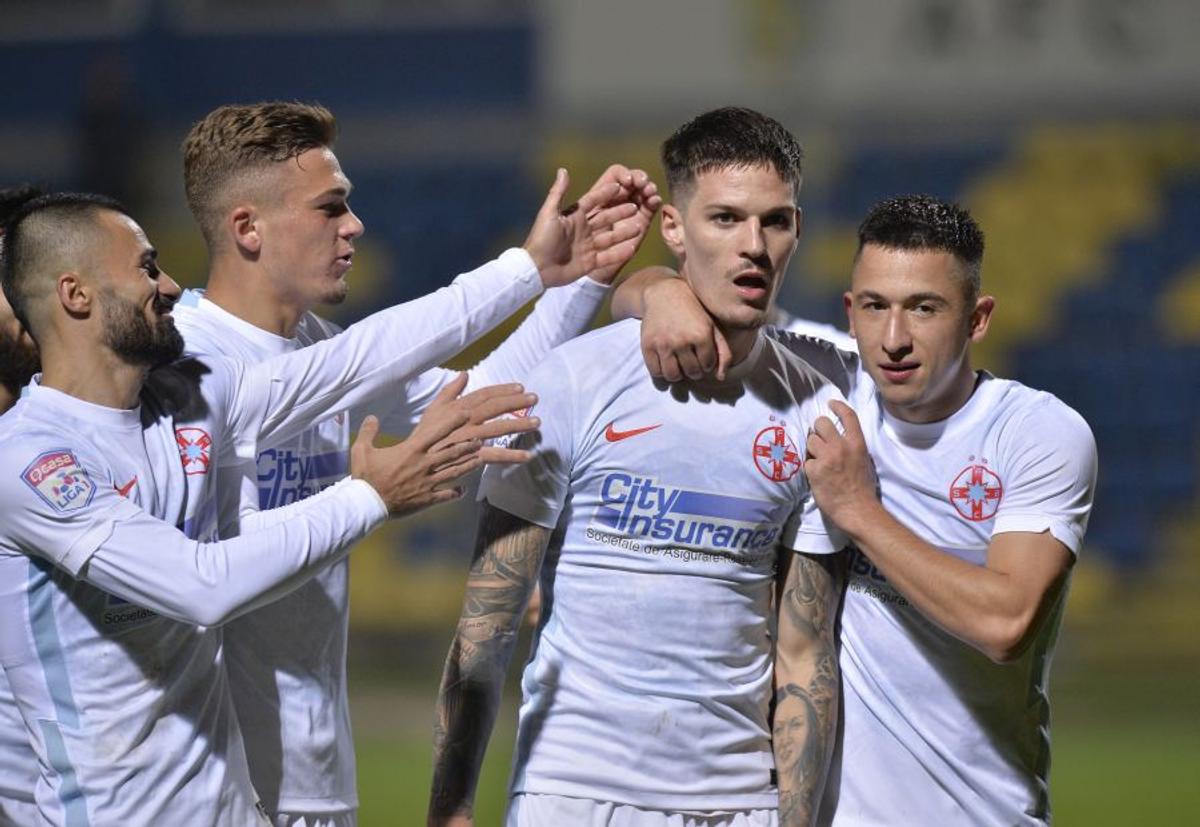 Preferatul lui Gigi Becali, luat la rost după prestațiile de la FCSB: „Îl depășește agresivitatea Bucureştiului” » Și MM Stoica e nemulțumit de el
