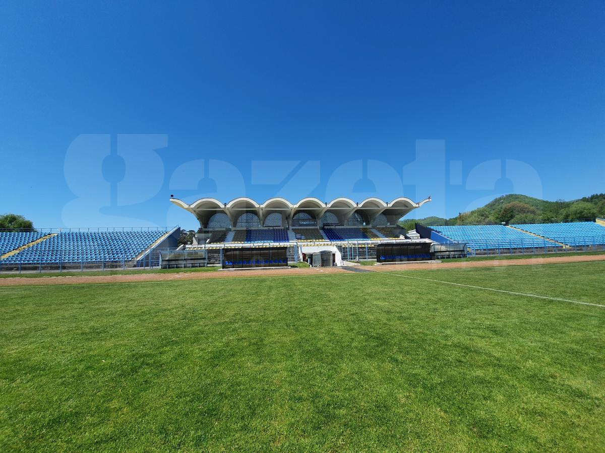 Dezolant! Așa arată acum stadionul care speria Divizia A cu „Morișca”, unde marele Real Madrid a fost ținut în șah