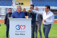 Fără precedent! Momente inedite la prezentarea oficială a lui Mihai Iosif » Cu cine s-a trezit lângă el