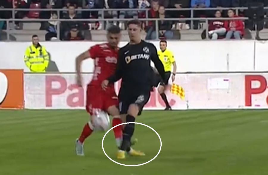 UTA - FCSB 2-2. S-au autodistrus! » Roș-albaștrii au încasat stupid 3 cartonașe roșii în interval de 10 minute și au fost egalați la ultima fază