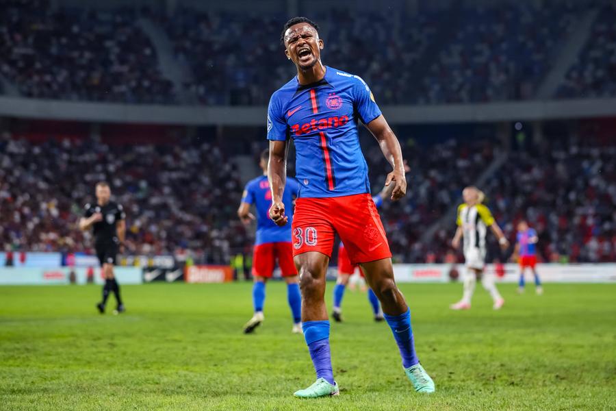 Siyabonga Ngezana, fundașul de la FCSB / foto: Imago Images Răsturnare de situație! S-a refăcut și poate juca în Dinamo - FCSB: „Este bine, va fi în lot”