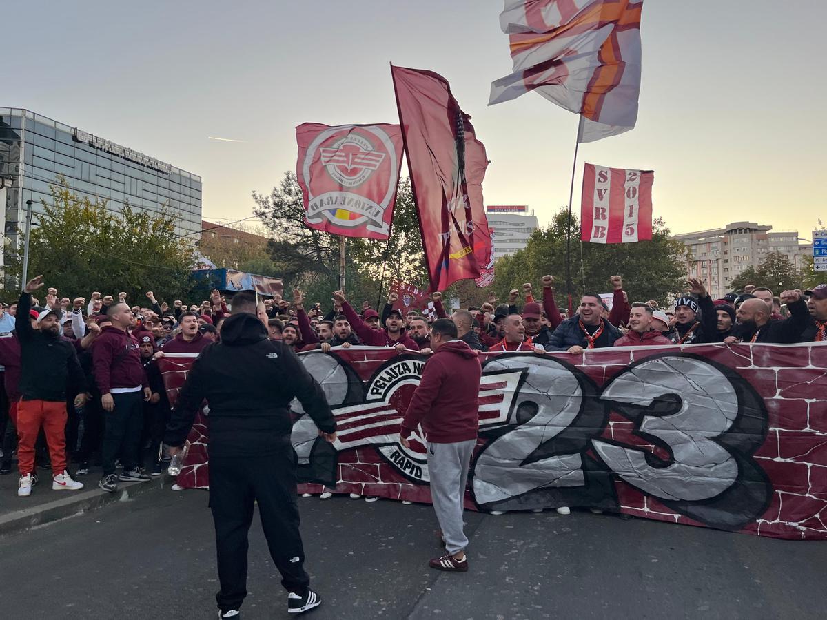 Galeria celor de la Rapid a pornit în Corteo spre Arena Națională