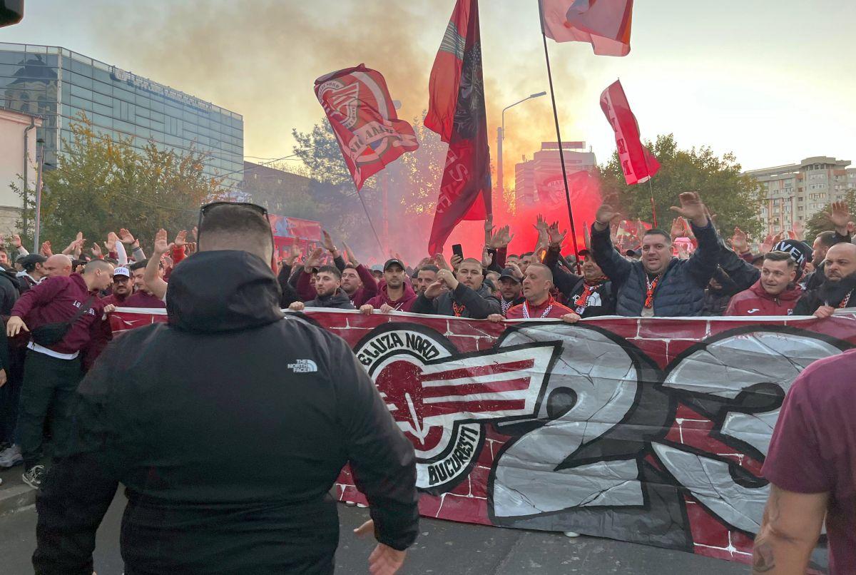 Galeria celor de la Rapid a pornit în Corteo spre Arena Națională