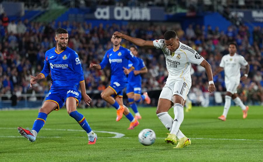 Getafe - Real Madrid, în etapa #9 din La Liga // FOTO: Getty Images Detaliul care o pune în gardă pe Universitatea Craiova, înaintea duelului cu Getafe
