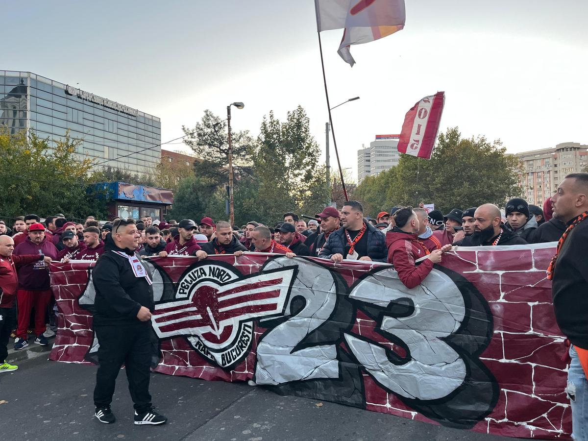 Galeria celor de la Rapid a pornit în Corteo spre Arena Națională