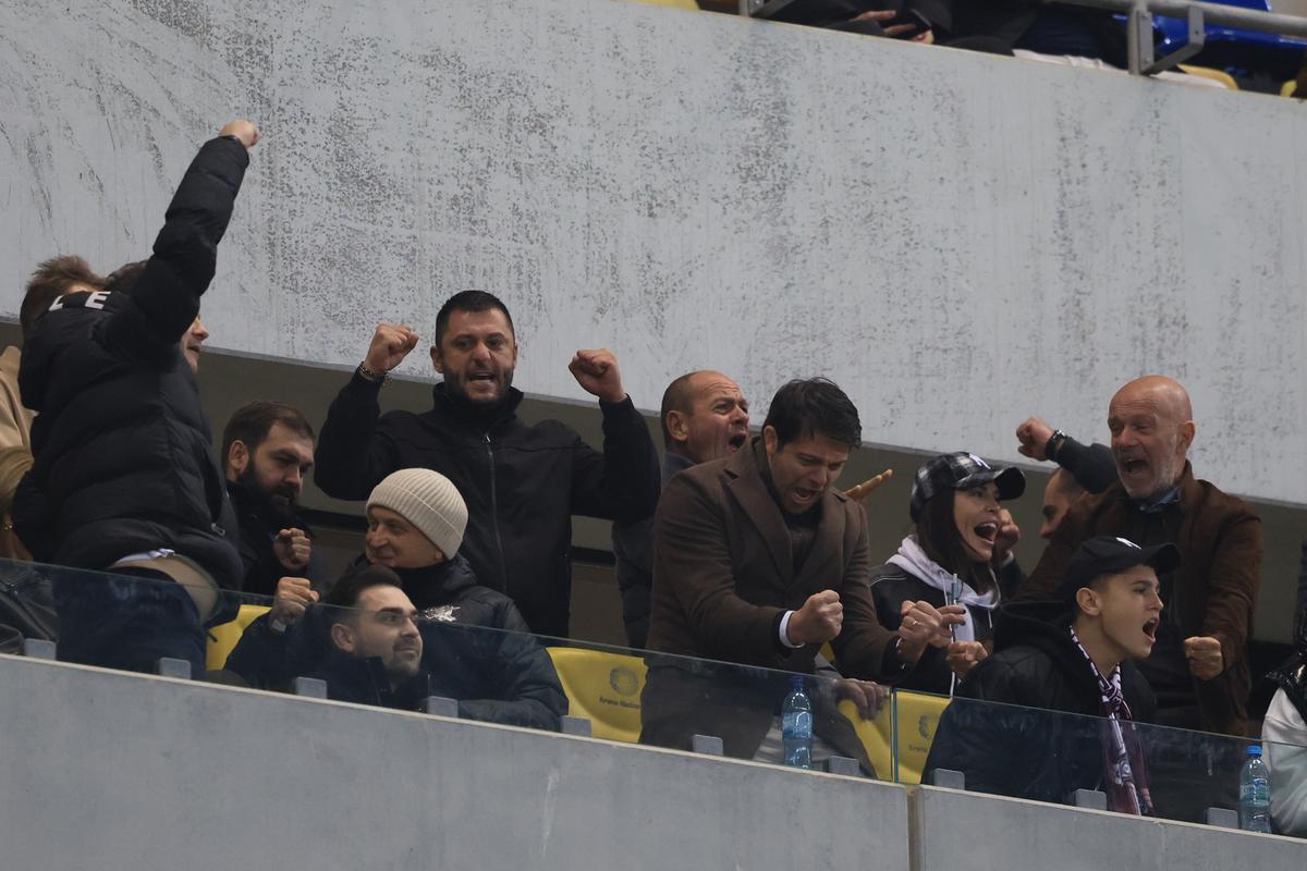 Ce s-a întâmplat după Dinamo - Rapid / imagini de Ionuț Iordache & Cristi Preda