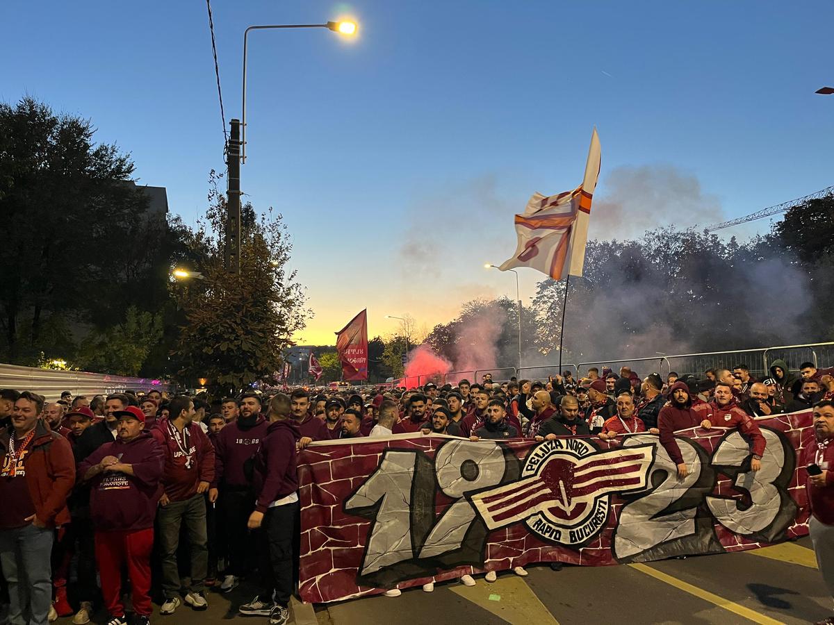 Galeria celor de la Rapid a pornit în Corteo spre Arena Națională
