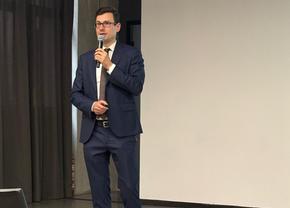 Combustibil pentru Marte, facturi pe Pământ. Paradoxul miliardelor cu care Tesla își finanțează viitorul
