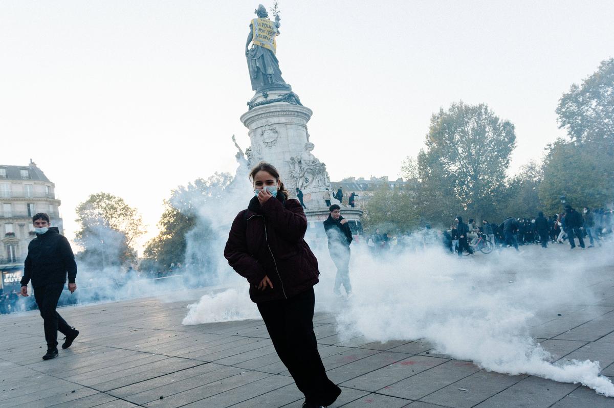 Imagini ireale din haosul de la Paris: poliția franceză a cerut amânarea blockbusterului PSG - Barcelona
