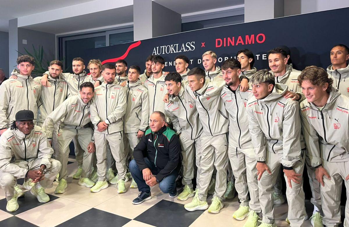 Dinamo a turat motoarele la Academia Titi Aur » Cine e cel mai periculos șofer al liderului: „L-am văzut în trafic, m-am ferit de el”