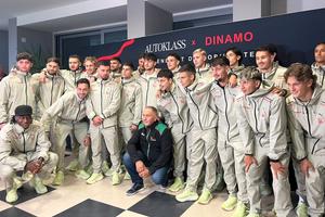 Dinamo a turat motoarele la Academia Titi Aur » Cine e cel mai periculos șofer al liderului: „L-am văzut în trafic, m-am ferit de el”