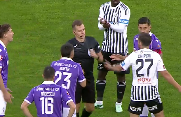 Cea mai bizară decizie de arbitraj din acest sezon în Superligă! Motivul uluitor pentru care a fost anulat golul în U Cluj - FC Argeș