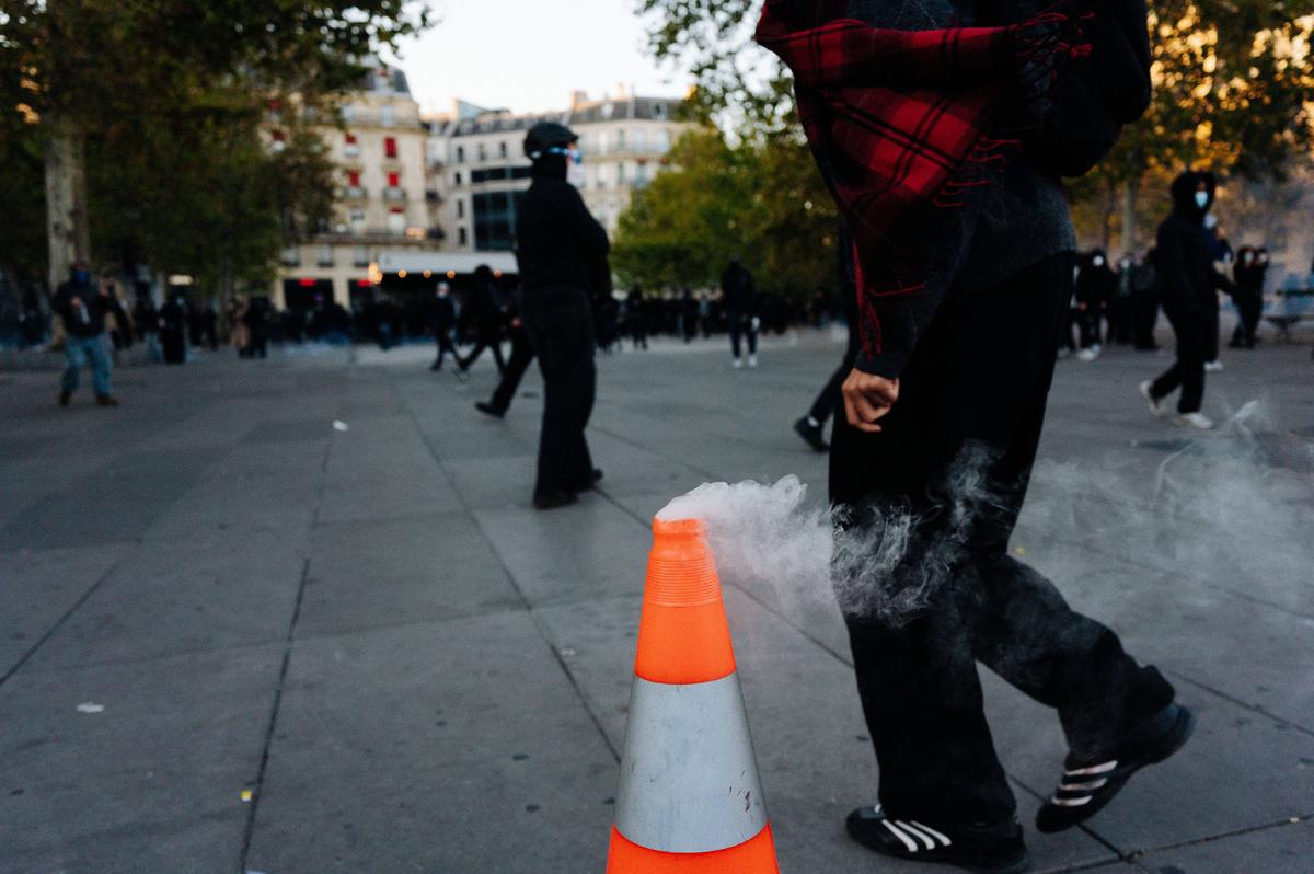 Imagini ireale din haosul de la Paris: poliția franceză a cerut amânarea blockbusterului PSG - Barcelona