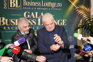 Ioan Andone a primit cadou un ceas personalizat de peste 10.000 de euro!