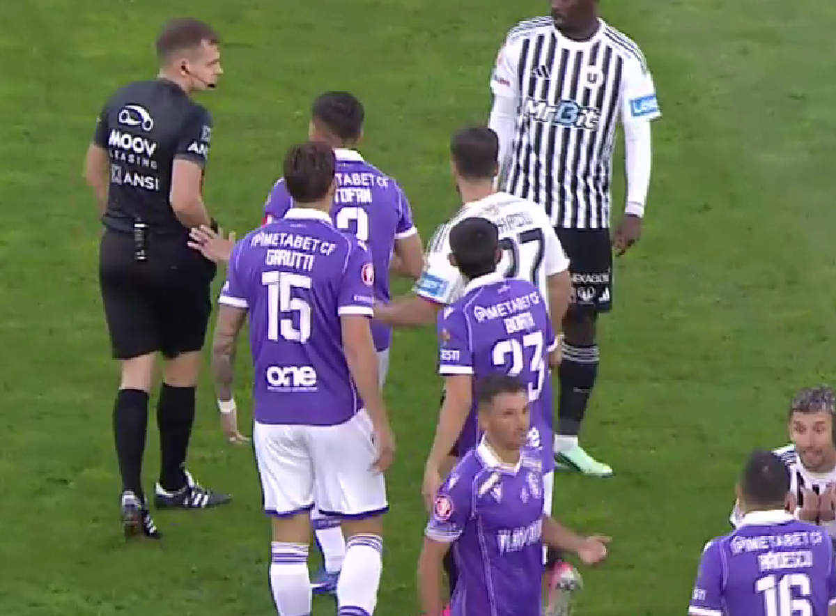 Cea mai bizară decizie de arbitraj din acest sezon în Superligă! Motivul uluitor pentru care a fost anulat golul în U Cluj - FC Argeș