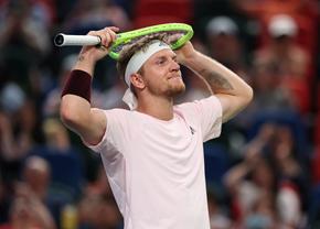 Noul campion de turneu Masters 1000 dezvăluie o cheie a schimbării în bine: joacă șah ore întregi cu echipa lui