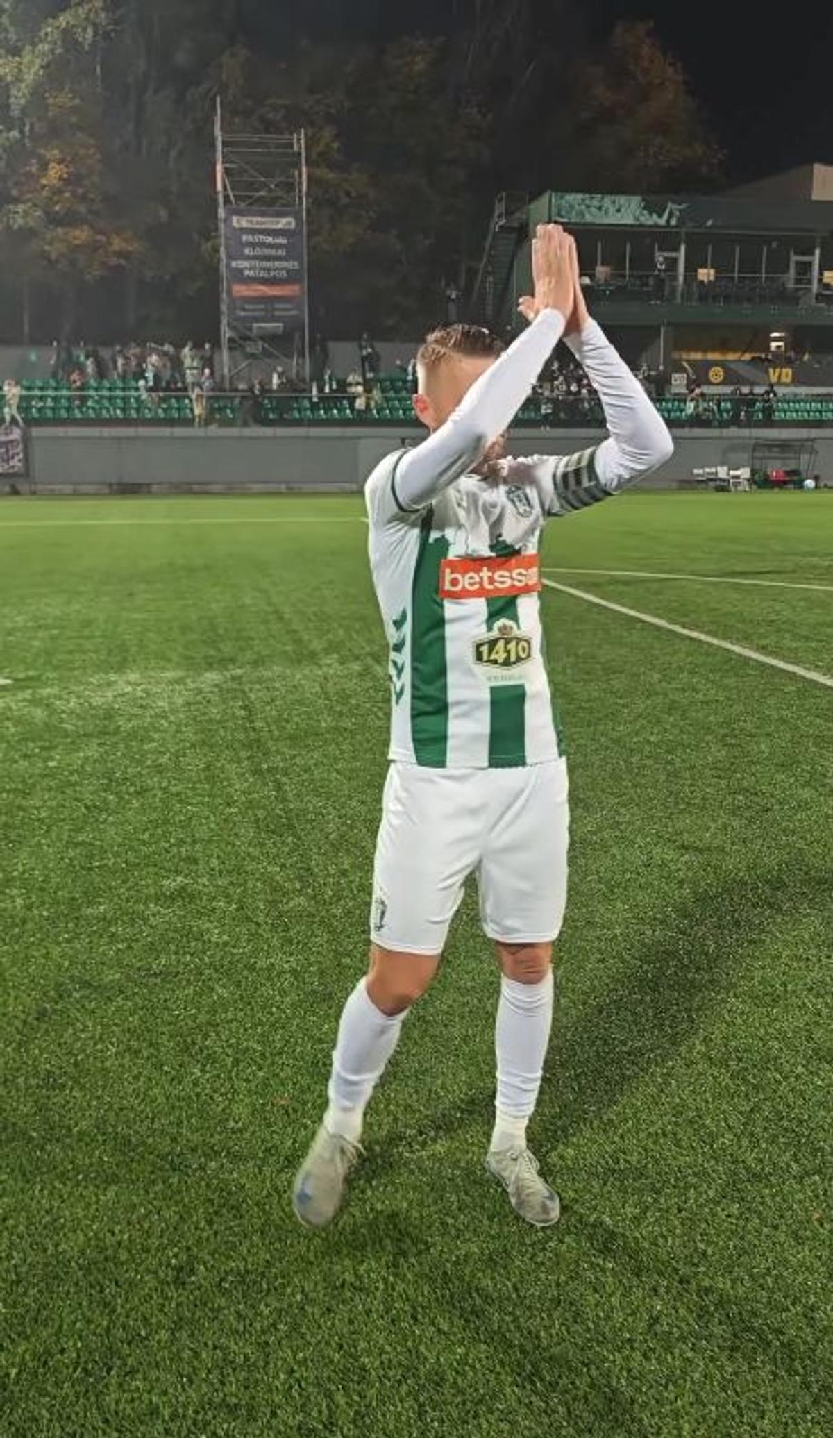 „Mulțumim, Bombardierule!” » Mesaj în limba română pe stadionul din Europa, la retragerea fostului campion din Liga 1