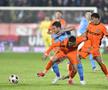 Denis Haruț vs Meriton Korenica și Risto Radunovic, în FC Voluntari - FCSB // foto: Cristi Preda (GSP)