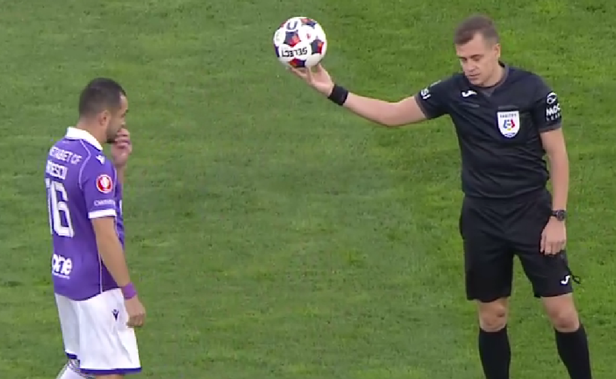 Decizie ciudată de arbitraj, în Universitatea Cluj - FC Argeș