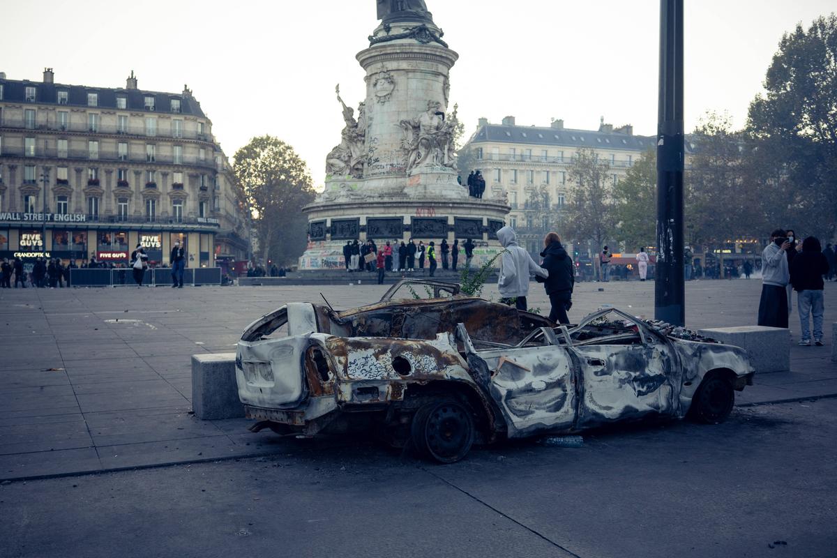 Imagini ireale din haosul de la Paris: poliția franceză a cerut amânarea blockbusterului PSG - Barcelona