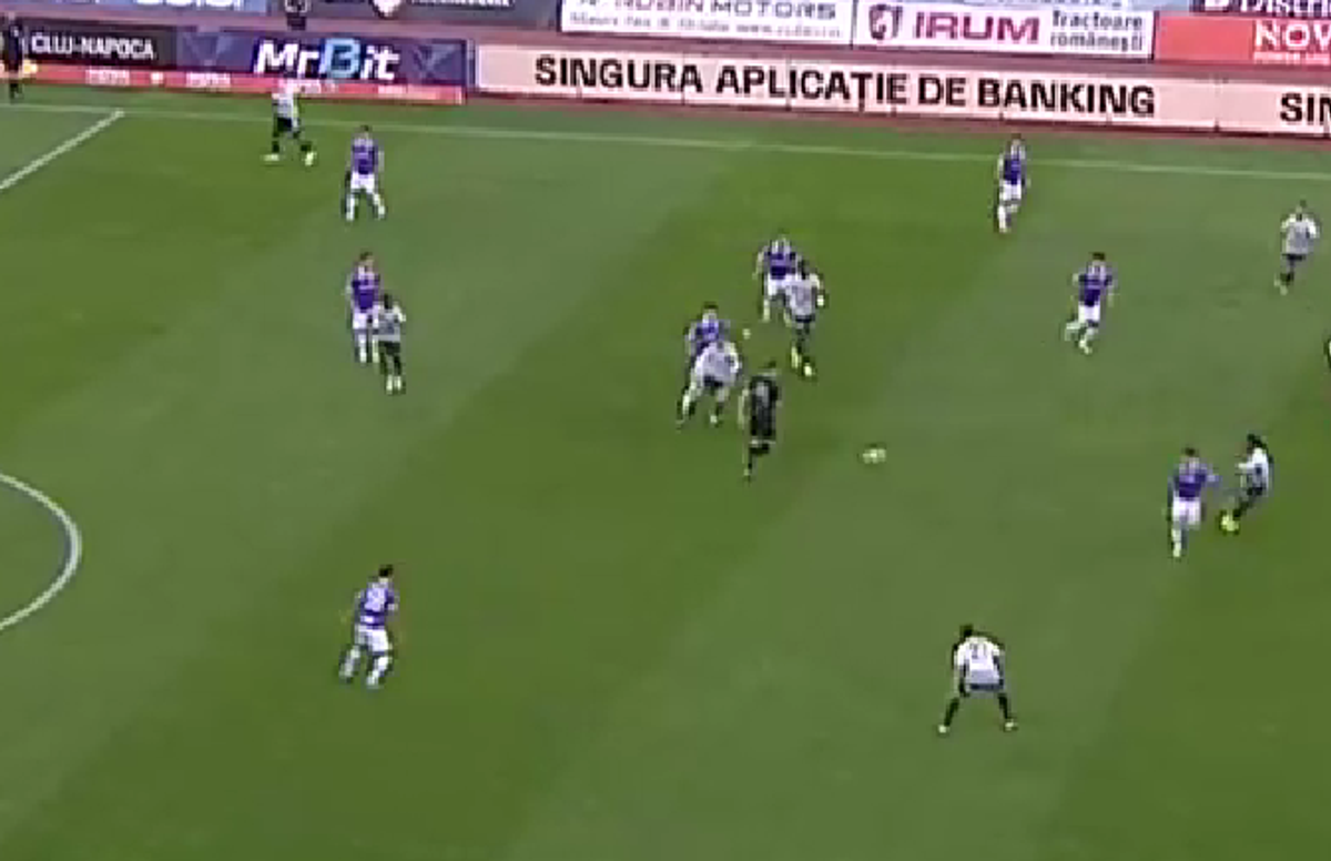 Decizie ciudată de arbitraj, în Universitatea Cluj - FC Argeș