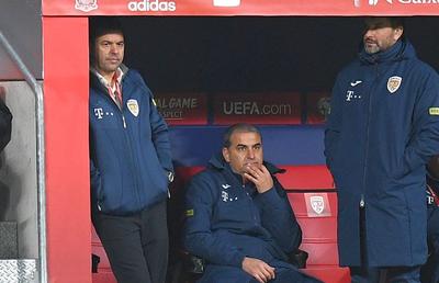 SPANIA - ROMÂNIA 5-0 // Bookmakerii au publicat cotele pentru viitorul selecționer: Rădoi, mare favorit la pariuri! Cum arată TOP 12
