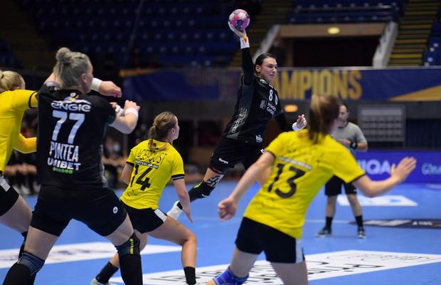 CSM București - Rostov 22-27. FOTO Nicio șansă. Rusoaicele, recital la „Polivalentă”! Clasamentul grupei A