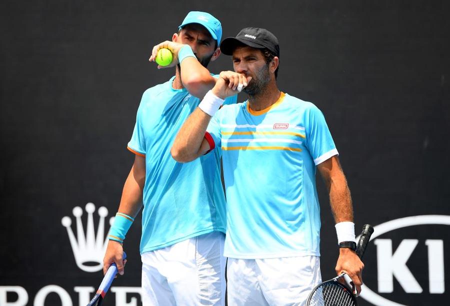 Comunicând în timpul meciului Foto Guliver/GettyImages Se despart după 7 ani » Horia Tecău nu va mai juca împreună cu Jean-Julien Rojer din 2021