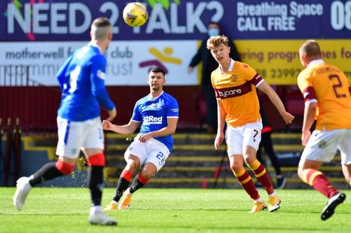 Jordan Jones și George Edmundson, jucătorii lui Glasgow Rangers, au fost prinși încălcând toate măsurile de siguranță împotriva COVID-19. foto: Guliver/Getty Images