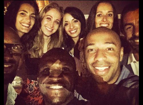 Hayet Abidal, soția lui Eric Abidal, vrea să divorțeze, urmare a relației extraconjugale pe care fostul internațional francez ar fi avut-o cu Kheira Hamraoui, fotbalista de la PSG atacată brutal pe 4 noiembrie.