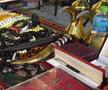 Echipa GSP deplasată în Qatar a participat la o licitație în stil arab » Ce au descoperit jurnaliștii: o colecție senzațională, chiar și un timbru românesc