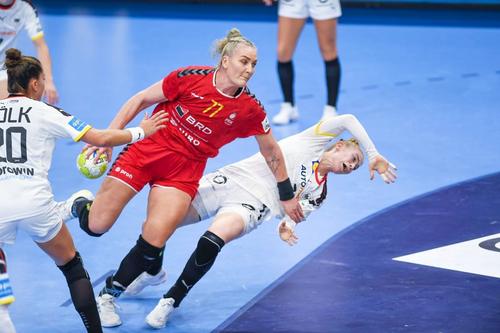 România s-a clasat pe 12 la Campionatul European de handbal feminin