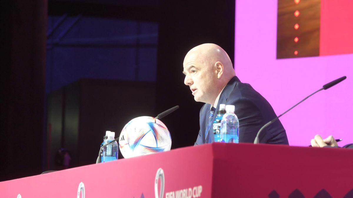 Conferință de peste o oră a lui Gianni Infantino la Doha: „Am simțit discriminarea când eram copil! Astăzi mă simt qatarez, arab, african, gay”