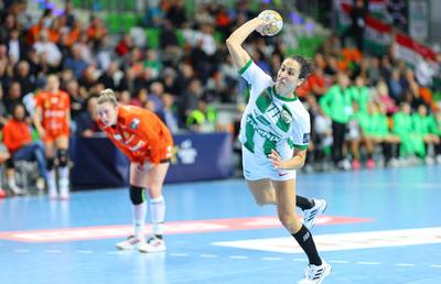 Andrea Lekic a devenit a patra jucătoare care reușeste să marcheze peste 1.000 de goluri în Liga Campionilor. Înaintea ei au fost Gorbicz, Radicevic și Neagu
