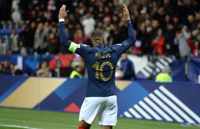 Mbappe a făcut-o și pe-asta! I-a depășit pe Lionel Messi, Neymar și Cristiano Ronaldo